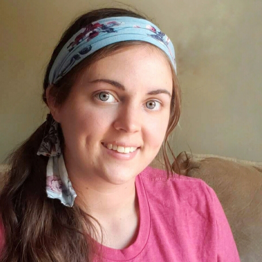 Portrait of Charlotte, founder of Cozy Crafter Crates