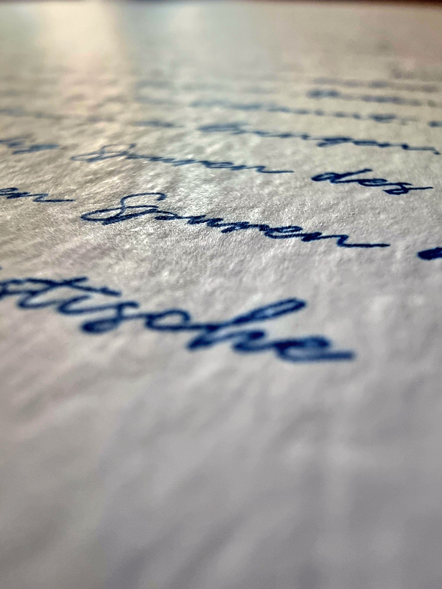 Briefpapier mit Hammerschlagprägung