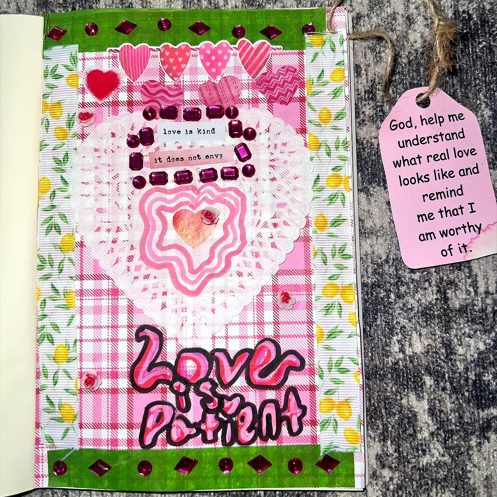 Scarlett reading her letter